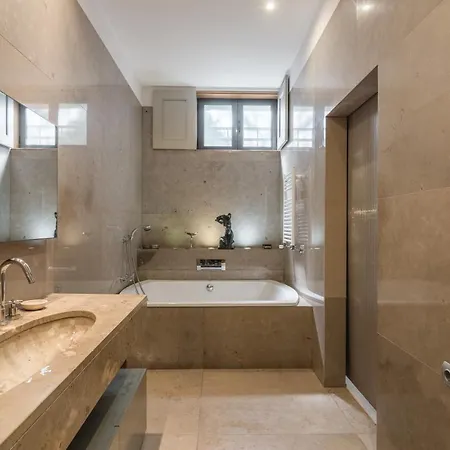 Luxury 4 Bedroom Διαμέρισμα Lisboa