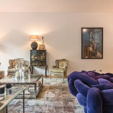 Luxury 4 Bedroom Διαμέρισμα