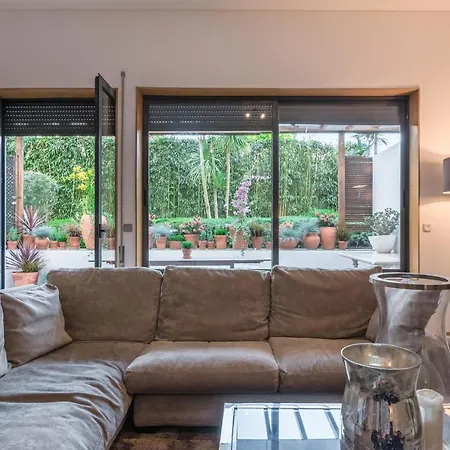 Διαμέρισμα Luxury 4 Bedroom